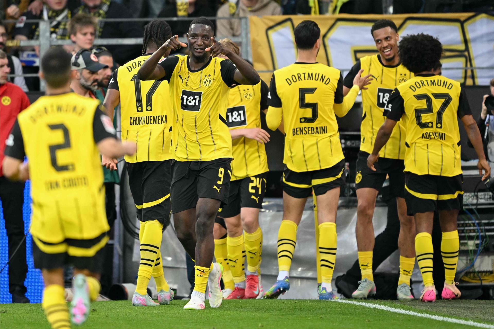 على رأسها كوفاتش.. 5 عوامل تمنح دورتموند أمل المشاركة الأوروبية