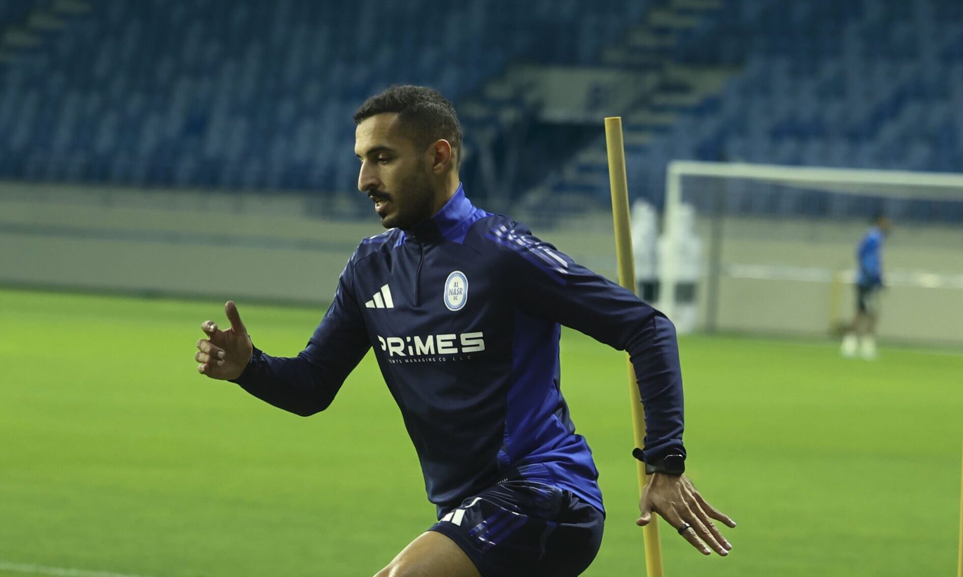 علي مبخوت يتسبب في أزمة كبيرة بالنصر الإماراتي علي مبخوت يتسبب في أزمة كبيرة بالنصر الإماراتي