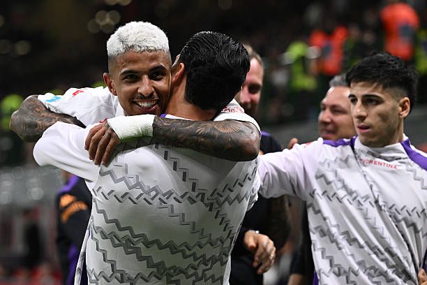 فيورنتينا يحدد سعر هدف برشلونة
