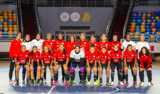 قائمة المنتخب الوطنى للصالات النسائية المشاركة في بطولة أمم أفريقيا قائمة المنتخب الوطنى للصالات النسائية المشاركة في بطولة أمم أفريقيا