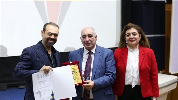 كلية "طب الأسنان" جامعة مصر للعلوم والتكنولوجيا تنظم أول مؤتمر لريادة الأعمال
