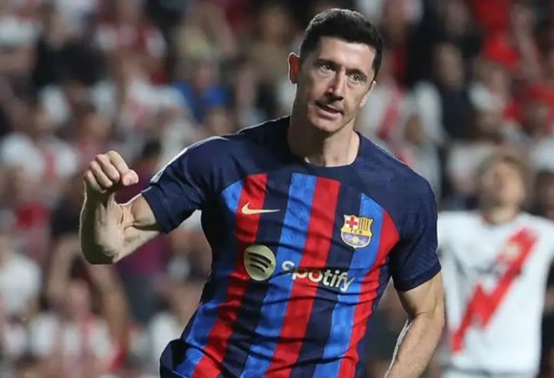 ليفاندوفسكي يقود التشكيل المتوقع لبرشلونة أمام سيلتا فيجو في الدوري الإسباني ليفاندوفسكي يقود التشكيل المتوقع لبرشلونة أمام سيلتا فيجو في الدوري الإسباني