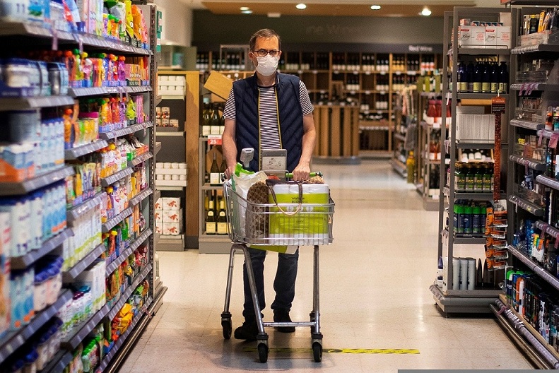 مبيعات التجزئة الأمريكية ترتفع 1.4% في مارس