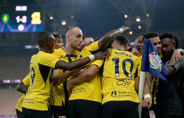 متفوقا على النصر والأهلي.. الاتحاد يخطف لاعب الهلال