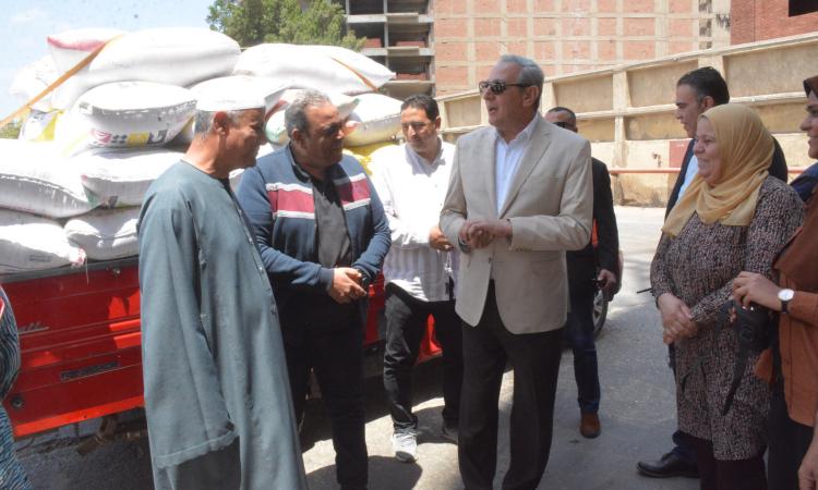 محافظ الغربية يتفقد صوامع القمح بطنطا ويؤكد أهمية تأمين المخزون الاستراتيجي
