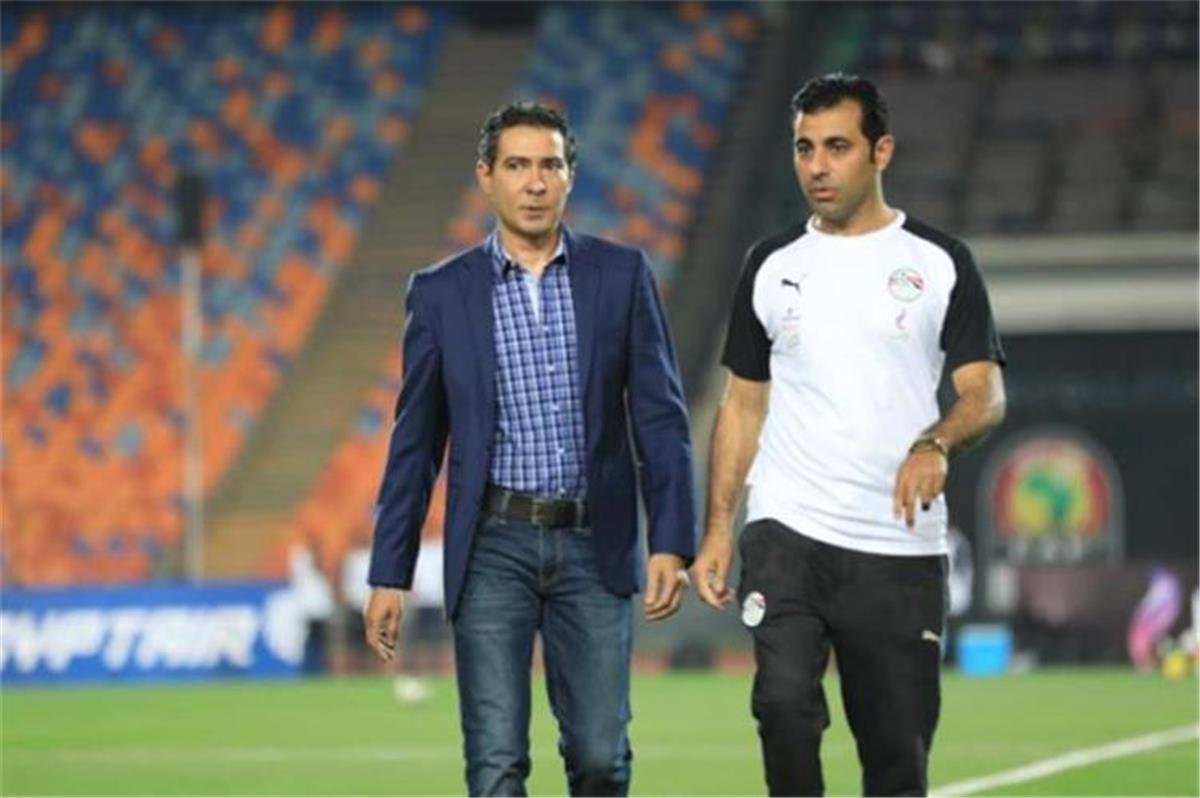 محمد بركات: الزمالك كان على حق في انسحاب الموسم الماضي.. الأهلي لا “لإنه كبير” محمد بركات: الزمالك كان على حق في انسحاب الموسم الماضي.. الأهلي لا “لإنه كبير”