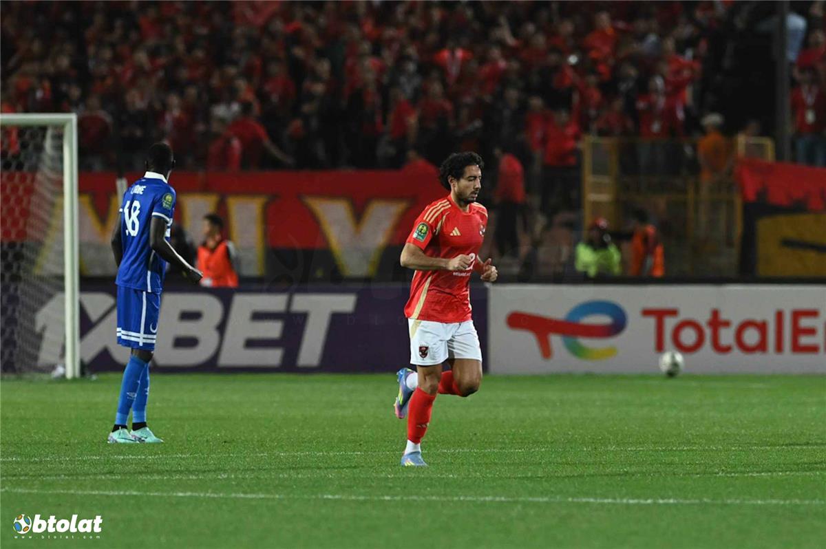 محمد هاني: نسعى لتحقيق نتيجة أمام صن دوانز ترضي جماهير الأهلي.. ويكشف عن حلم الجيل الحالي محمد هاني: نسعى لتحقيق نتيجة أمام صن دوانز ترضي جماهير الأهلي.. ويكشف عن حلم الجيل الحالي