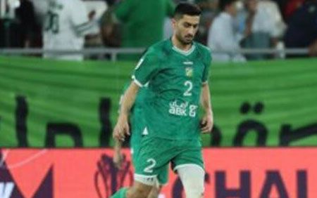 مدافع العربي الكويتي يغادر المستشفى