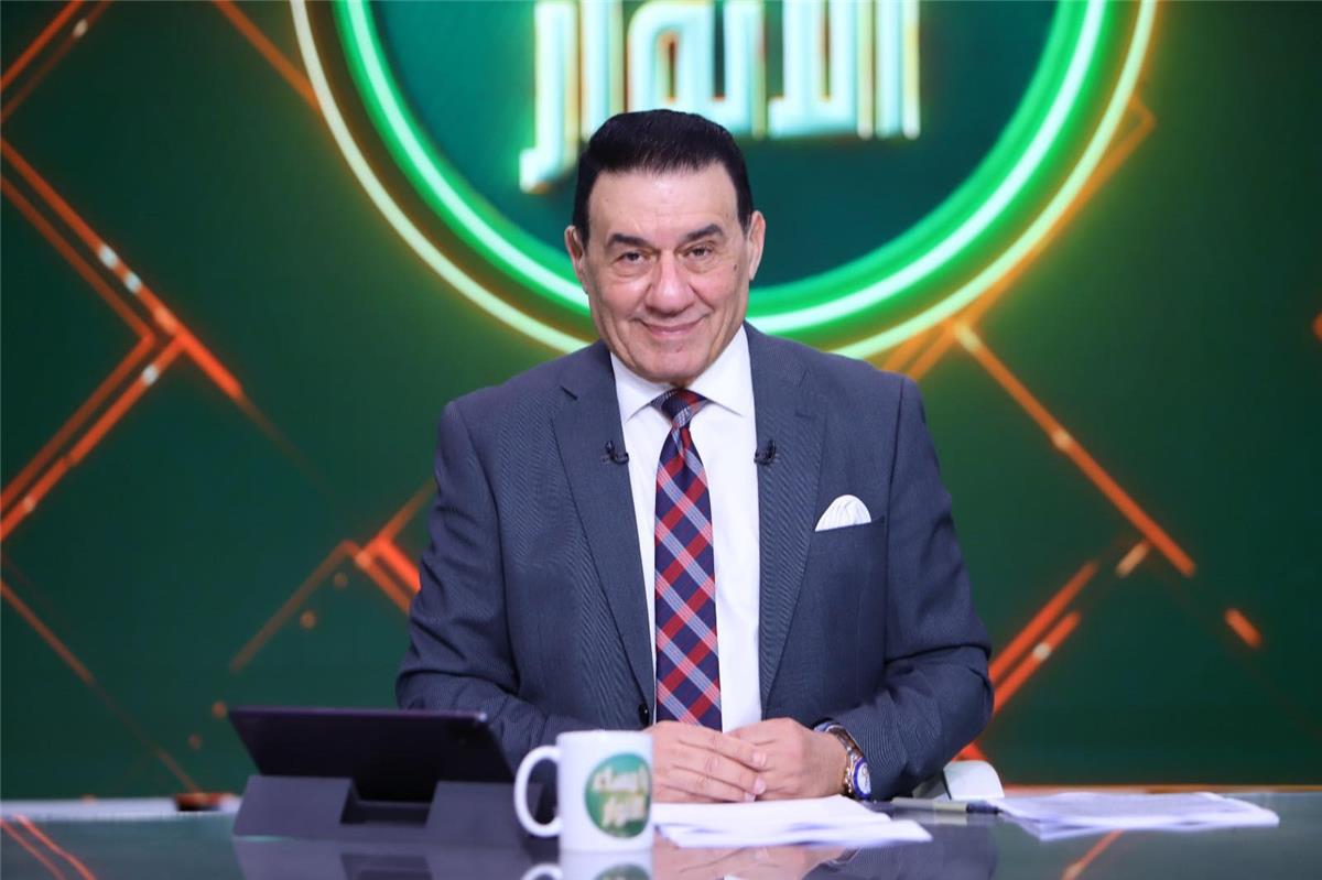 مدحت شلبي يكشف أسباب غيابه عن قناة “إم بي سي مصر”.. ويتوعد بإجراءات قانونية