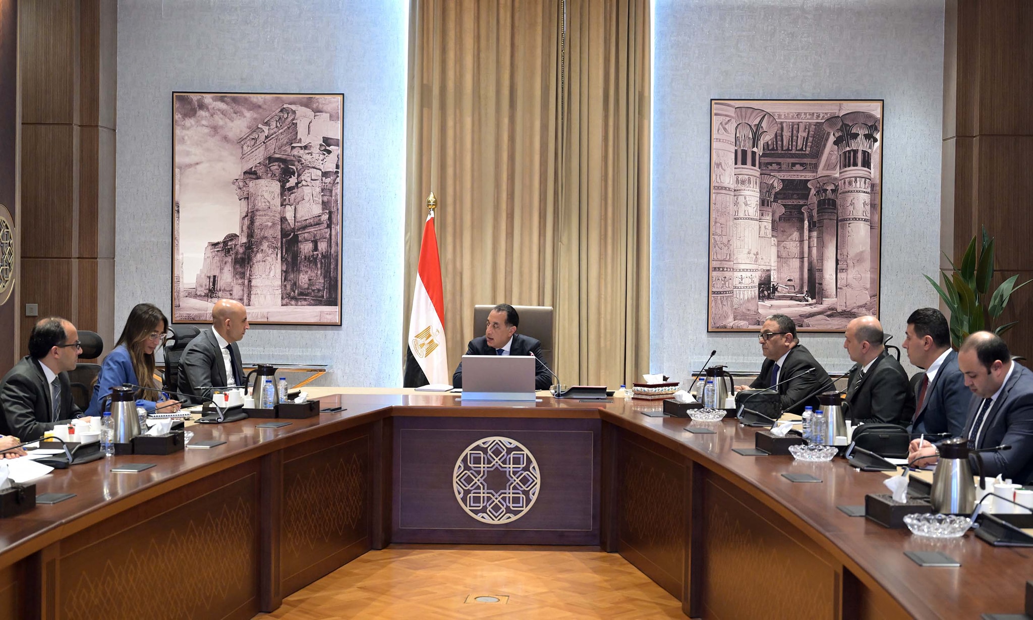 رئيس الوزراء يُتابع مع وزير التربية والتعليم عددًا من ملفات العمل