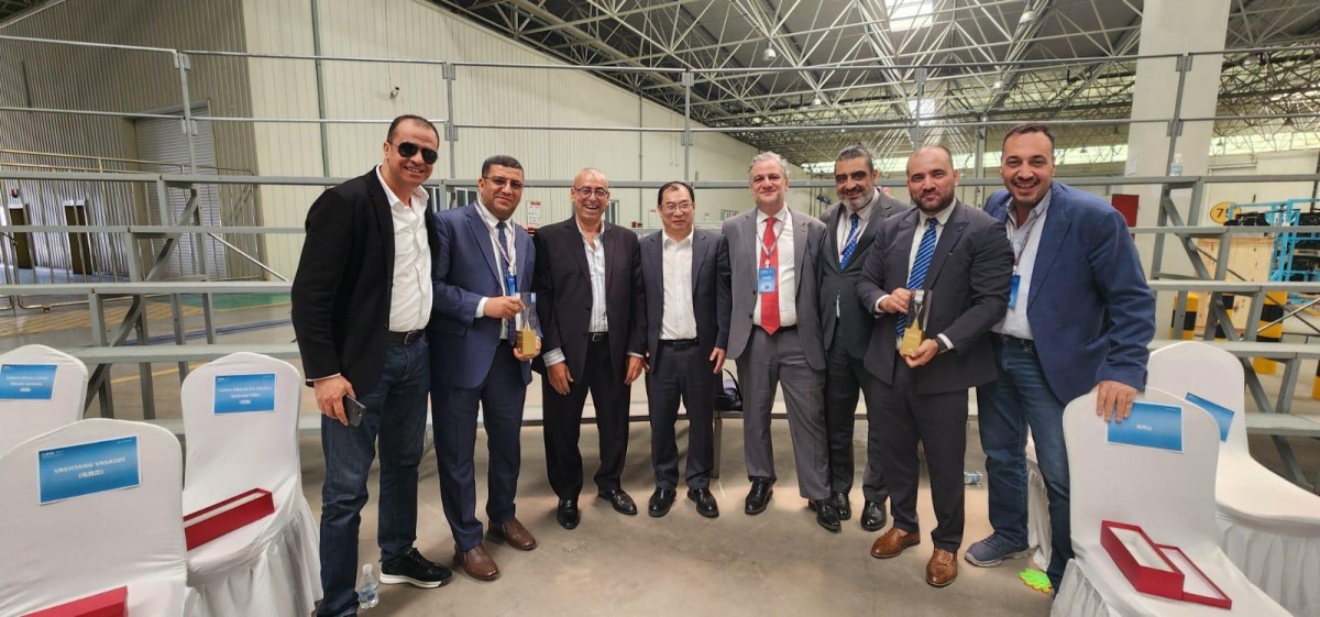 معرض شنغهاي: شيري تكشف عن أحدث ابتكاراتها.. وإليت موتورز قطر تحصد جائزة أفضل وكيل معرض شنغهاي: شيري تكشف عن أحدث ابتكاراتها.. وإليت موتورز قطر تحصد جائزة أفضل وكيل