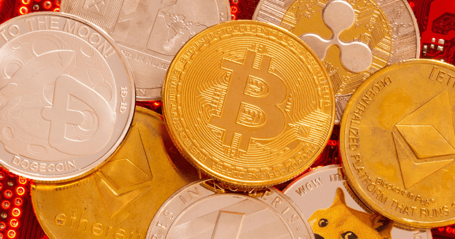 مكاسب في سوق العملات المشفرة بعد موافقة أمريكية على صناديق استثمارية مرتبطة بالريبل