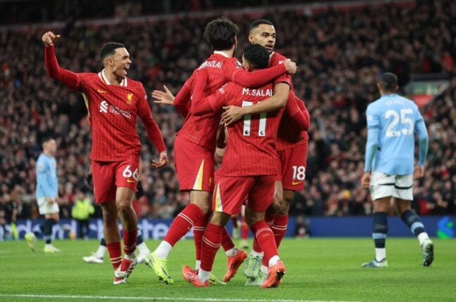 موعد مباراة ليفربول وتوتنهام في الدوري الإنجليزي والقنوات الناقلة