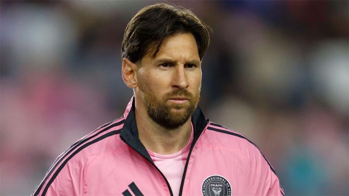 ميسي: أردت العودة إلى برشلونة.. وجوارديولا أضر بكرة القدم ميسي: أردت العودة إلى برشلونة.. وجوارديولا أضر بكرة القدم