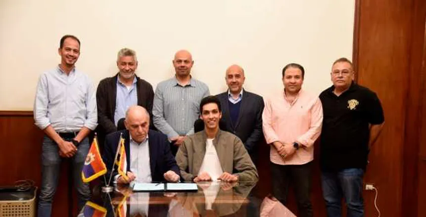 نادي الصيد يعلن تجديد عقد البطل الأولمبي سيف عيسى لمدة 4 سنوات