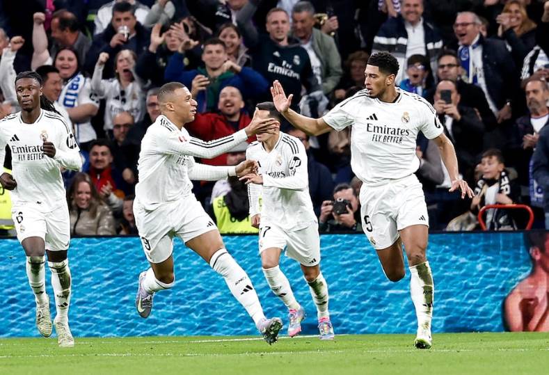 هل تفلت ثلاثية تاريخية جديدة من أيدي ريال مدريد؟ هل تفلت ثلاثية تاريخية جديدة من أيدي ريال مدريد؟