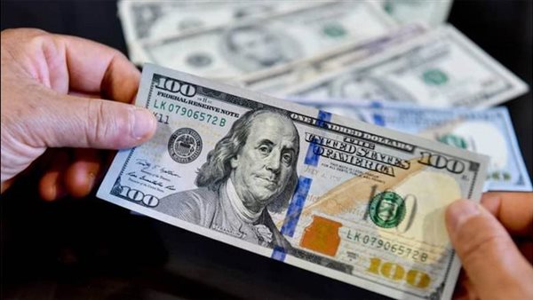 وديعة بـ18 مليون دولار.. نصاب ينتحل صفة موظف بأحد البنوك الخليجية يستدرج ضحاياه بقصة ورث وهمية وديعة بـ18 مليون دولار.. نصاب ينتحل صفة موظف بأحد البنوك الخليجية يستدرج ضحاياه بقصة ورث وهمية