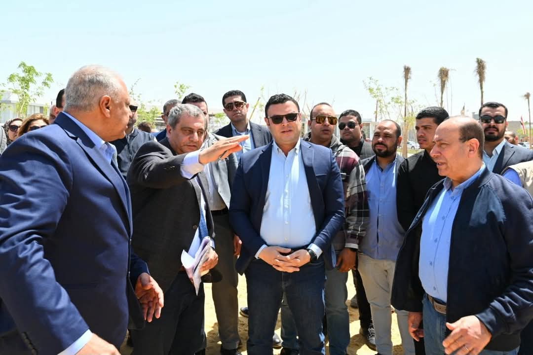 وزير الإسكان يشدد على انتهاء مشروع حدائق تلال الفسطاط وزير الإسكان يشدد على انتهاء مشروع حدائق تلال الفسطاط