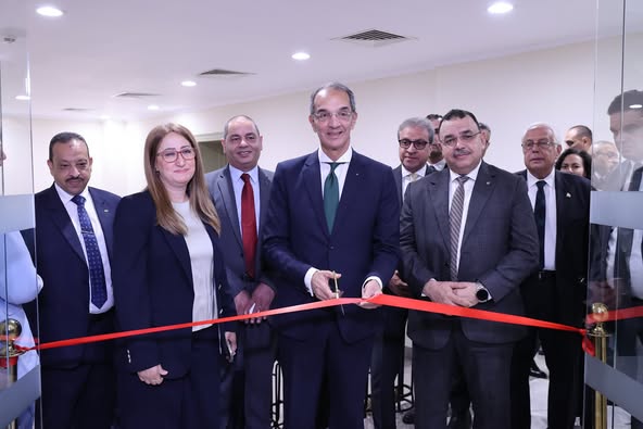 وزير الاتصالات: طوابع البريد المصري هى مرآة لحضارة مصر وتاريخها