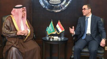 وزير الاستثمار يلتقي أمين مجلس التنسيقي المصري السعودي