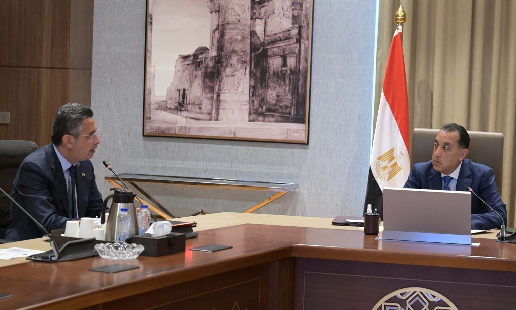 وزير التموين: رصيد القمح داخل البلاد يصل إلى 3.4 شهر