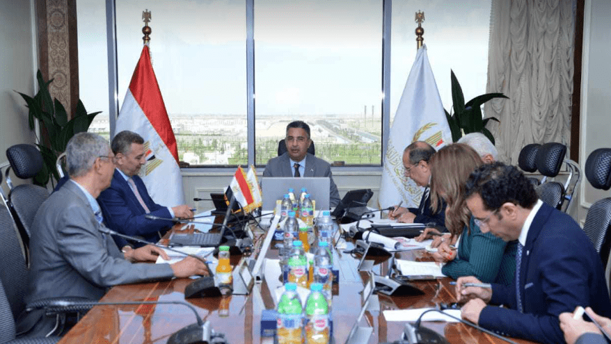 وزير التموين: رفع الطاقة الإنتاجية للزيوت وتكثيف المعروض بأسعار عادلة