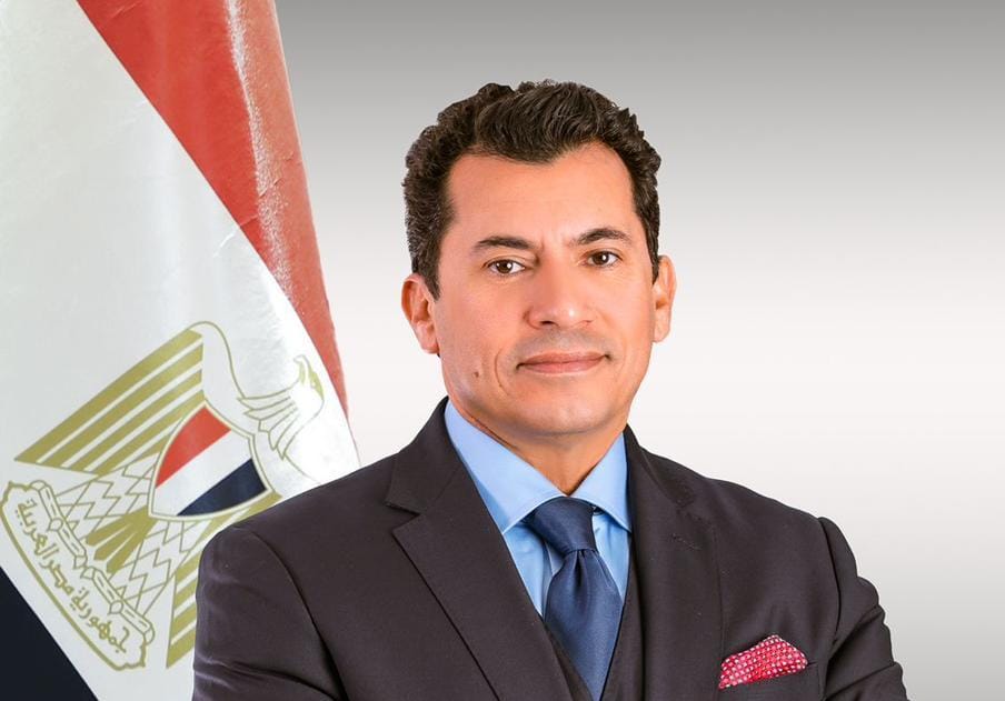 وزير الشباب والرياضة يطمئن على بعثتي الأهلي وبيراميدز في جنوب أفريقيا ويوجه بتقديم الدعم الكامل وزير الشباب والرياضة يطمئن على بعثتي الأهلي وبيراميدز في جنوب أفريقيا ويوجه بتقديم الدعم الكامل