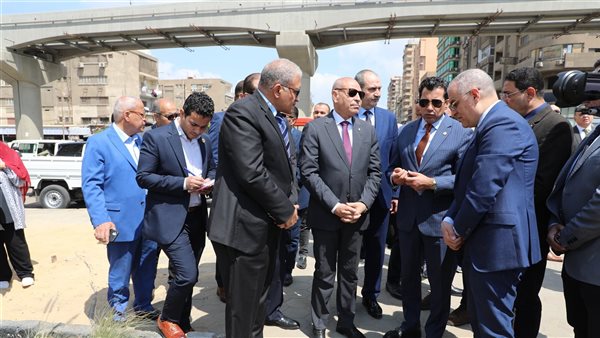 وزير الشباب ومحافظ القاهرة يتفقدان بدء إنشاء ممشى رياضي بمدينة نصر وزير الشباب ومحافظ القاهرة يتفقدان بدء إنشاء ممشى رياضي بمدينة نصر