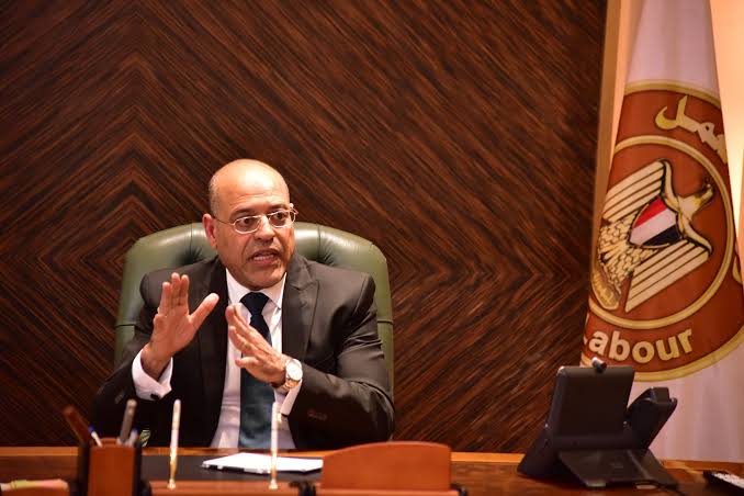 وزير العمل يوجه بسرعة إطلاق الاستراتيجية الوطنية للسلامة والصحة المهنية وزير العمل يوجه بسرعة إطلاق الاستراتيجية الوطنية للسلامة والصحة المهنية