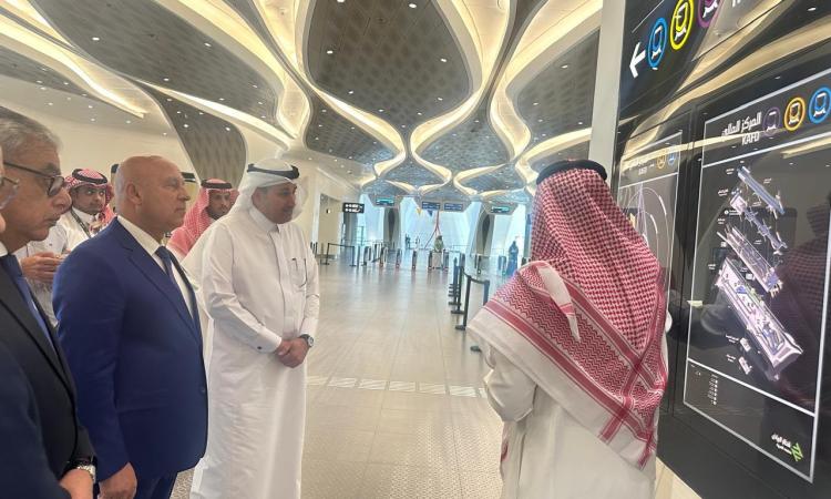 وزير النقل يبحث مع نائب وزير الصناعة السعودي سبل تحقيق التكامل الصناعي