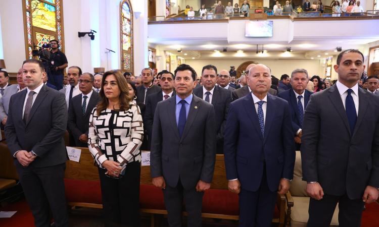 وزيرة التنمية المحلية تشهد احتفالية الطائفة الإنجيلية بعيد القيامة المجيد