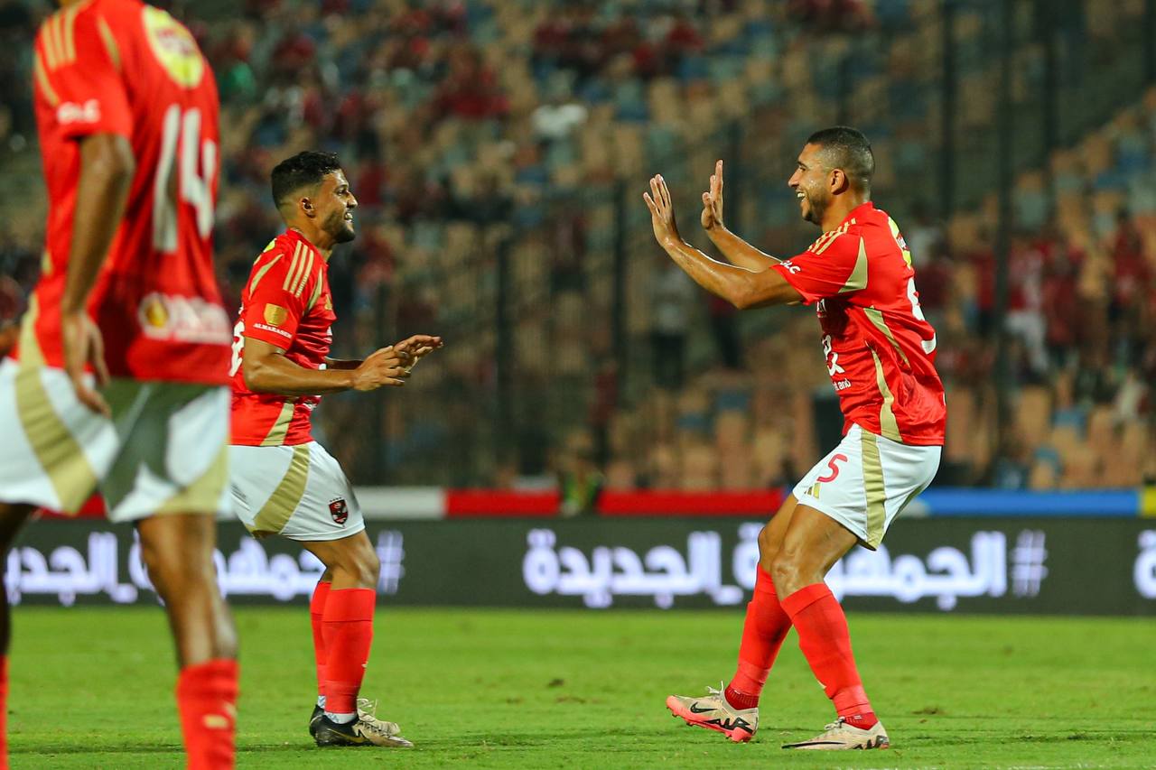 وسط الدموع.. إصابة يحيى عطية الله في مباراة الأهلي ضد بيراميدز وسط الدموع.. إصابة يحيى عطية الله في مباراة الأهلي ضد بيراميدز
