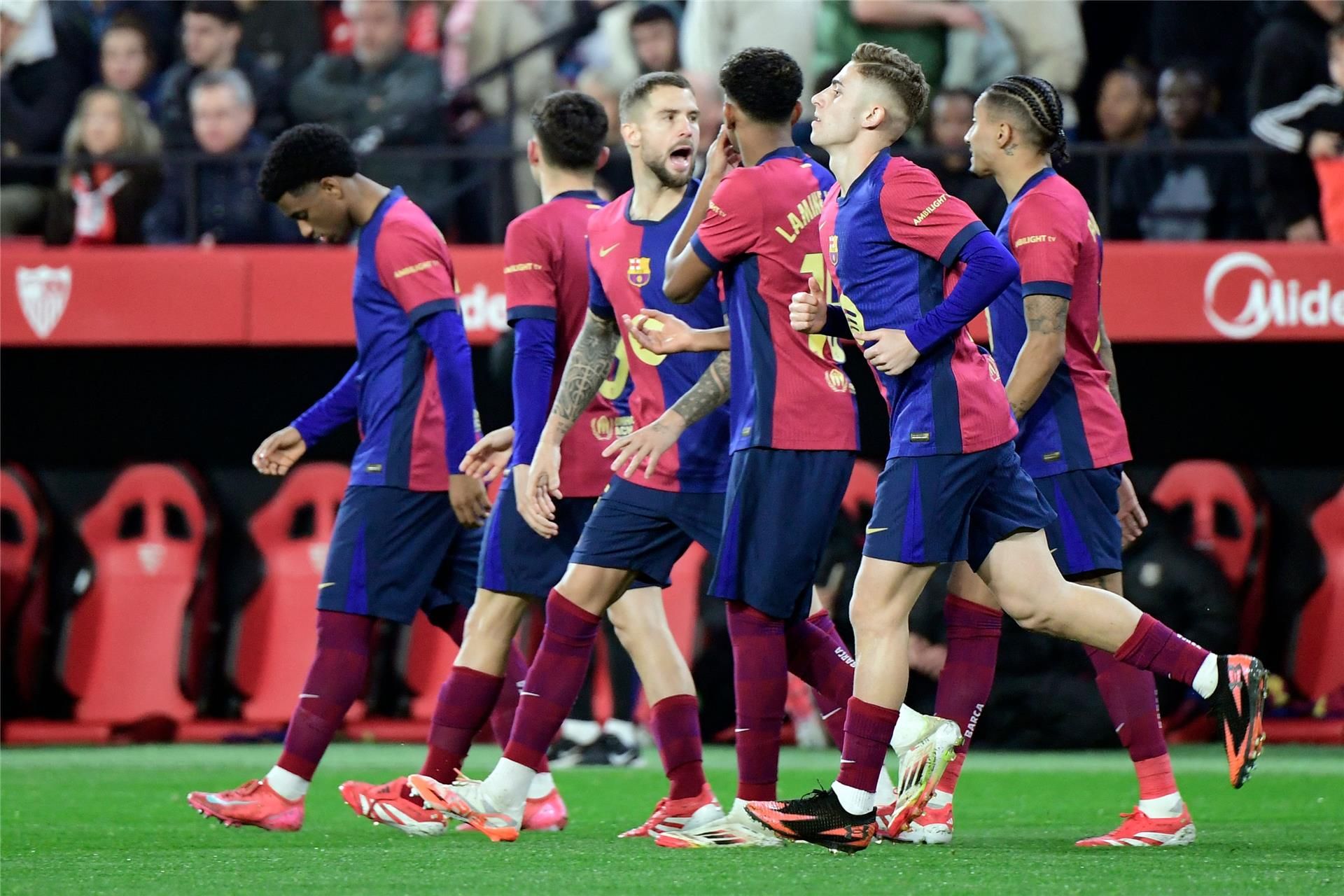 يامال بديلا في تشكيل برشلونة أمام سيلتا فيجو