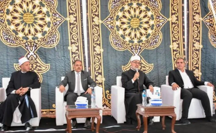 المفتي يكرم حفظة القرآن بالشرقية: يجب ألا يقتصر الحفظ على التكرار والاستذكار فقط المفتي يكرم حفظة القرآن بالشرقية: يجب ألا يقتصر الحفظ على التكرار والاستذكار فقط