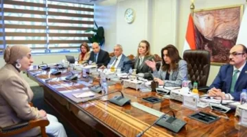 وزيرة التنمية المحلية ومدير الأكاديمية الوطنية للتدريب ومحافظ الإسكندرية السابق يتولون إدارة لجنة اختيار المرشحين للوظائف القيادية.