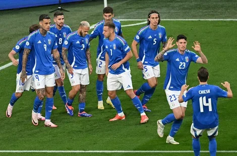 سباليتي يكشف عن تشكيلة إيطاليا لمباريات النرويج ومولدوفا في تصفيات كأس العالم سباليتي يكشف عن تشكيلة إيطاليا لمباريات النرويج ومولدوفا في تصفيات كأس العالم