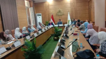رئيس جامعة بنها يناقش مع مسؤولي الإدارة الهندسية مشاريع الإحلال والتطوير في الكليات والوحدات المختلفة