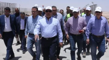 كامل الوزير ي inaugurate مصنعًا للنسيج في المنيا.. ما هي نتائج زيارته التفقدية؟