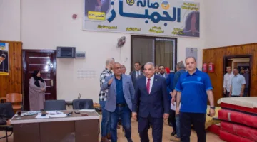 رئيس جامعة طنطا يراقب سير الامتحانات الشفوية والعملية في كلية علوم الرياضة