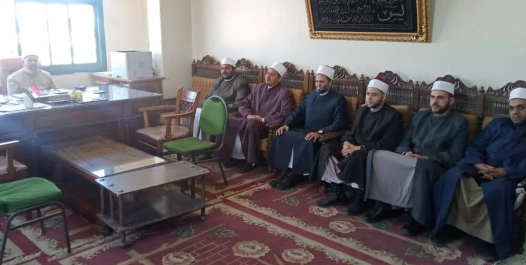 وكيل أوقاف بورسعيد يؤكد عدم التهاون مع أي تقصير.. ويشدد على الالتزام بالزي الأزهري
