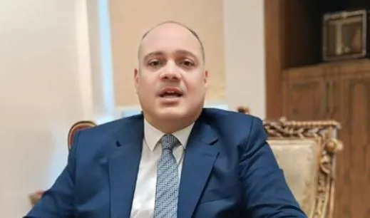 الخارجية تطمئن على سلامة البحارة المصريين العالقين قرب السواحل الإماراتية: نتابع حل الأزمة مع المالك