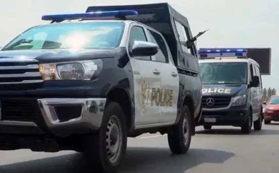ضبط 7 حالات تهريب هجرة وبضائع وتنفيذ 280 حكمًا قضائيًا ضبط 7 حالات تهريب هجرة وبضائع وتنفيذ 280 حكمًا قضائيًا
