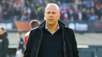 أول رد من سلوت بعد هزيمة ليفربول أمام برايتون