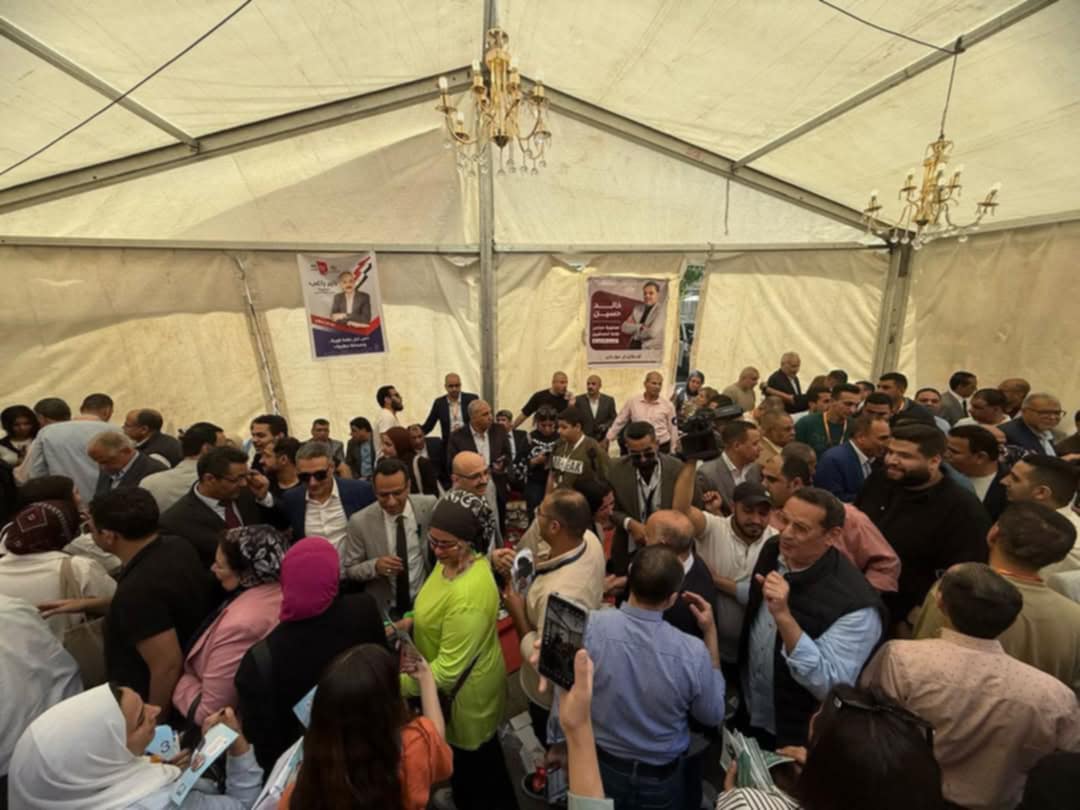 انتخابات نقابة الصحفيين.. طوابير أمام صناديق الاقتراع ومندوبو المرشحين للناخبين: صوتك أمانة