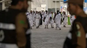 الداخلية السعودية: جميع أنواع تأشيرات الزيارة، باستثناء تأشيرة الحج، لا تمنح حاملها حق أداء فريضة الحج.