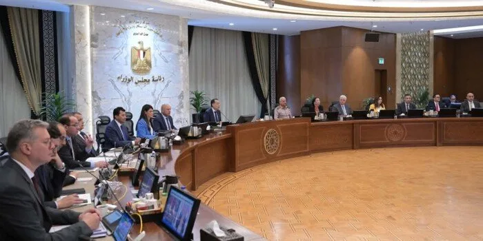 10 قرارات جديدة من مجلس الوزراء خلال اجتماعه اليوم.. تعرف عليها