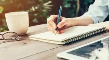 12 غذاءً يساعد على تعزيز الذاكرة والتركيز أثناء فترات المذاكرة للامتحانات