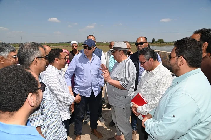 وزير الري يزور المنشآت المائية ويشرف على أعمال تنظيف الترع في الدقهلية وزير الري يزور المنشآت المائية ويشرف على أعمال تنظيف الترع في الدقهلية