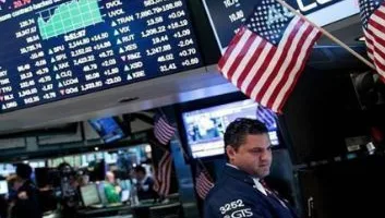 انخفاض المؤشر الرئيسي للاقتصاد الأمريكي بشكل أكبر من المتوقع