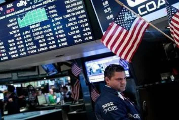 انخفاض المؤشر الرئيسي للاقتصاد الأمريكي بشكل أكبر من المتوقع انخفاض المؤشر الرئيسي للاقتصاد الأمريكي بشكل أكبر من المتوقع